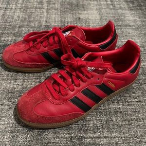 Adidas Samba Red FC Bayern Men 7/Women 8.5 EUC sneakers